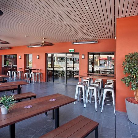 Kingsgrove Hotel Sydney Exterior foto